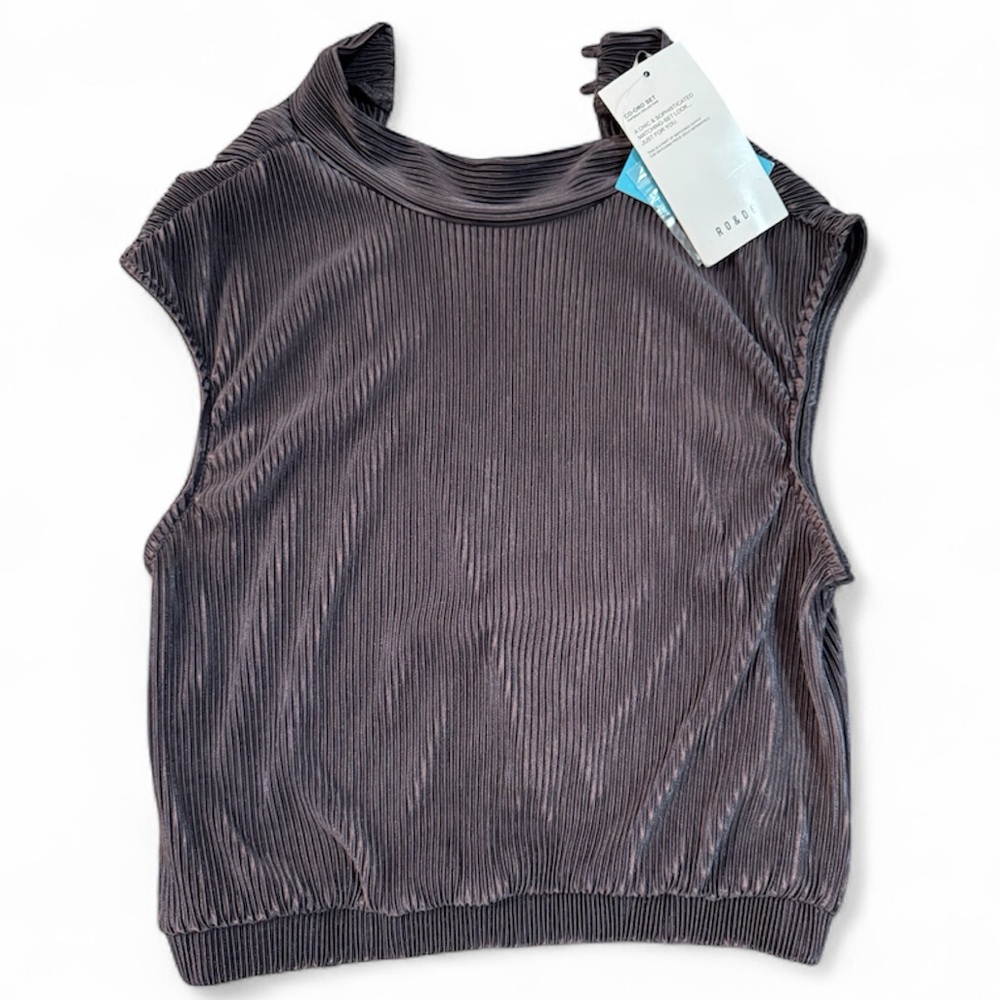 Elegant Gray Sleeveless Top